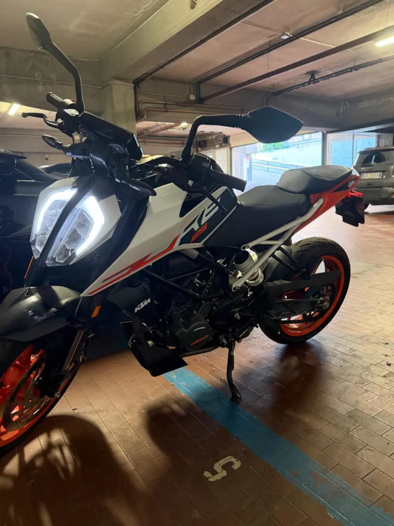 KTM 125 Duke (2021 - 23) (4)