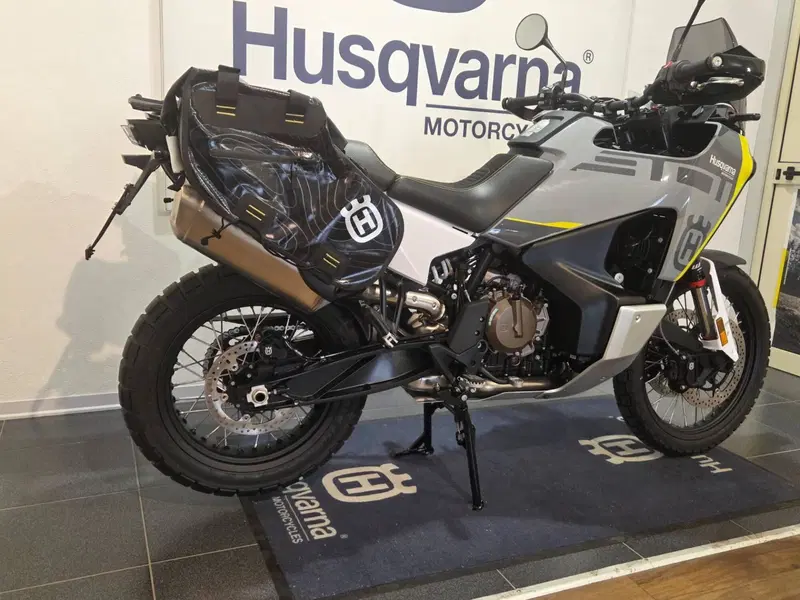 Husqvarna Norden 901 (2022 - 26) (3)