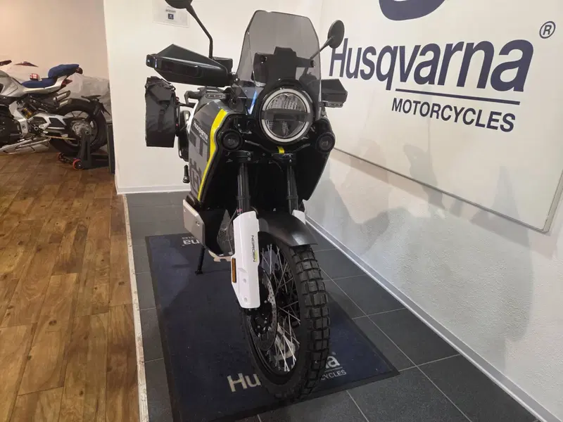 Husqvarna Norden 901 (2022 - 26) (4)