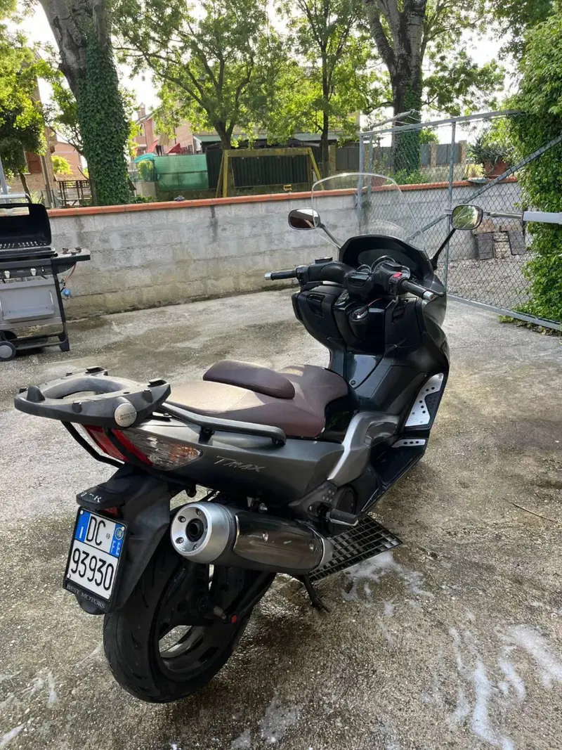 Yamaha T-Max 500 (2008 - 12) (4)