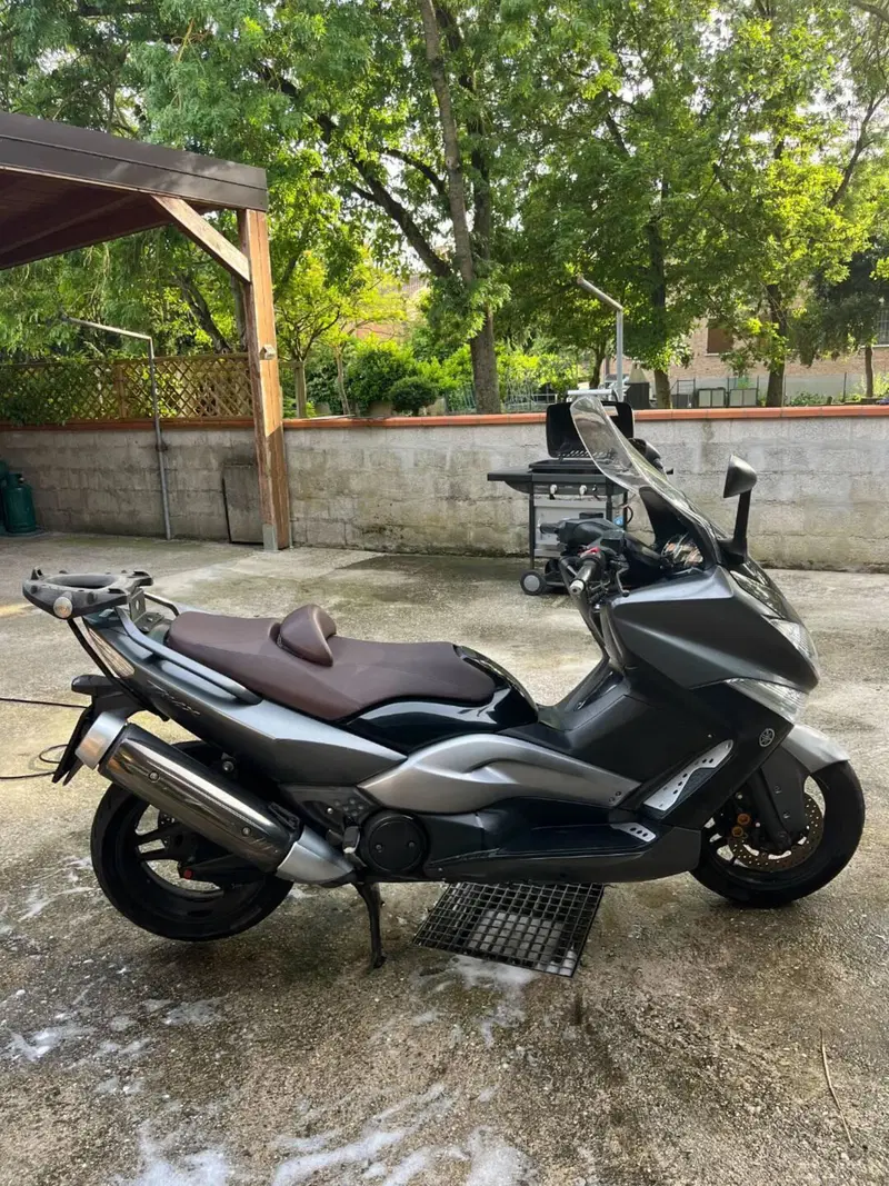 Yamaha T-Max 500 (2008 - 12) (5)