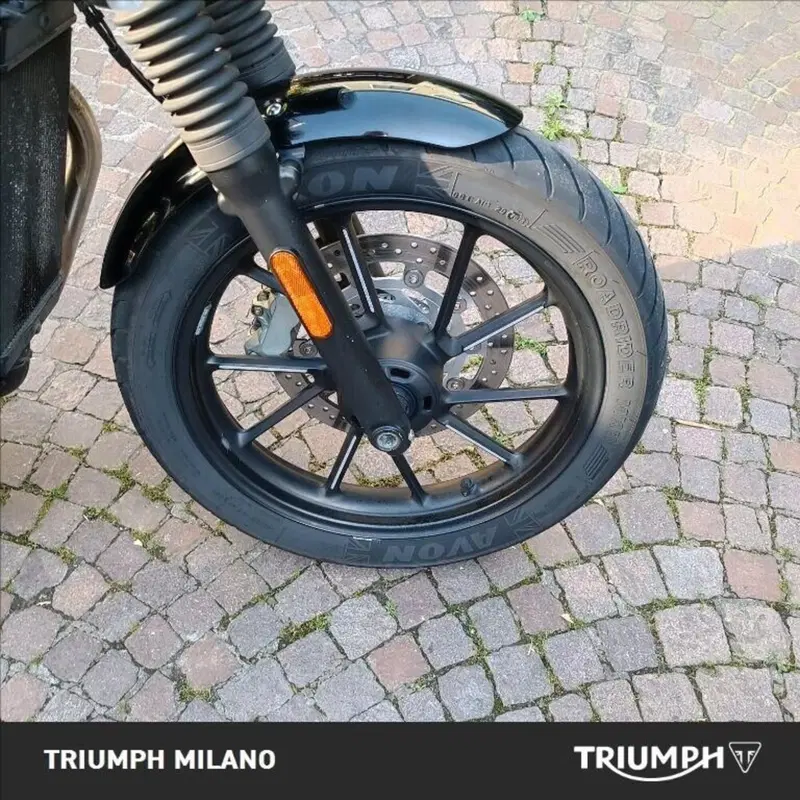 Triumph Street Twin 900 (2021 - 22) (6)