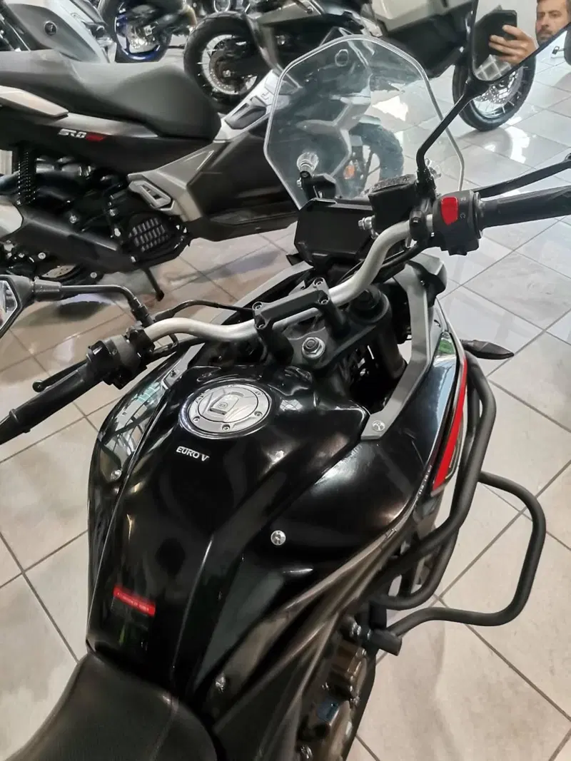 Voge Valico 300DS (2021 - 24) (2)