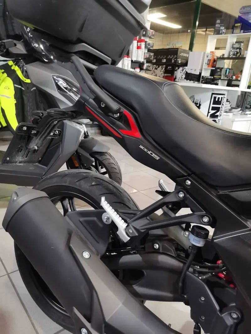 Voge Valico 300DS (2021 - 24) (6)