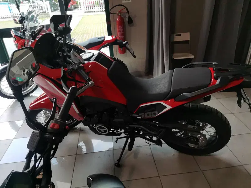 Moto Morini X-Cape 700 (2025 - 26) (3)
