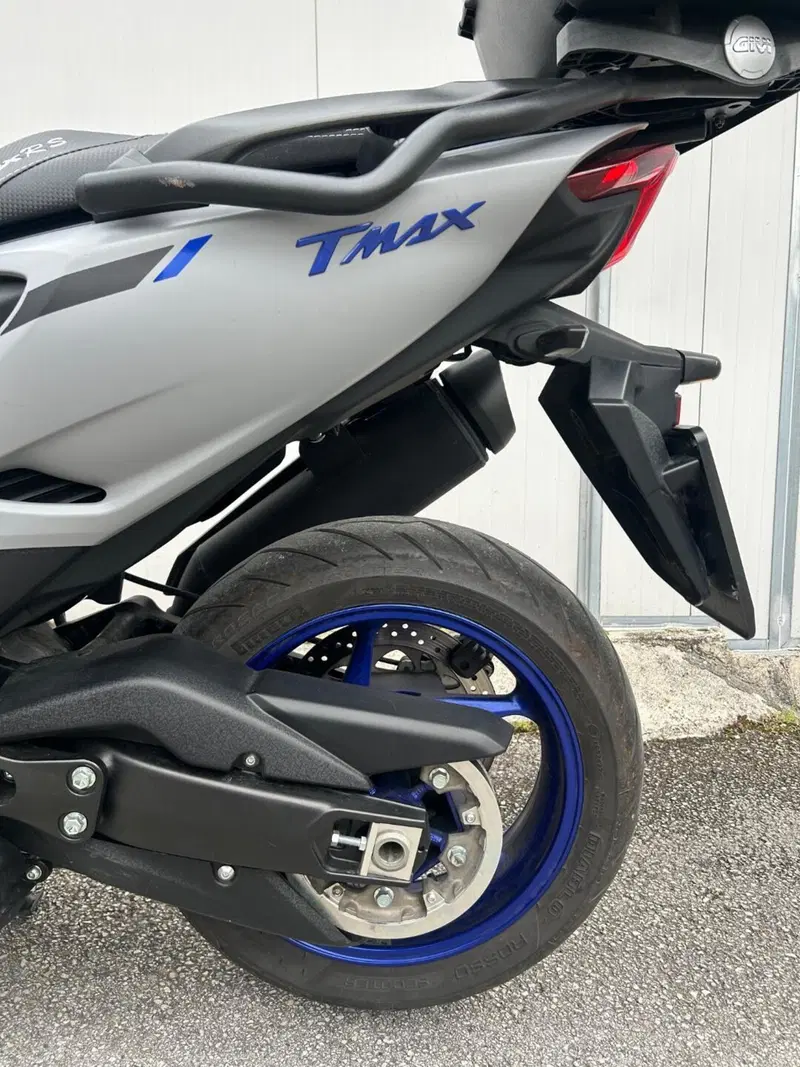 Yamaha T-Max 560 (2020 - 21) (8)