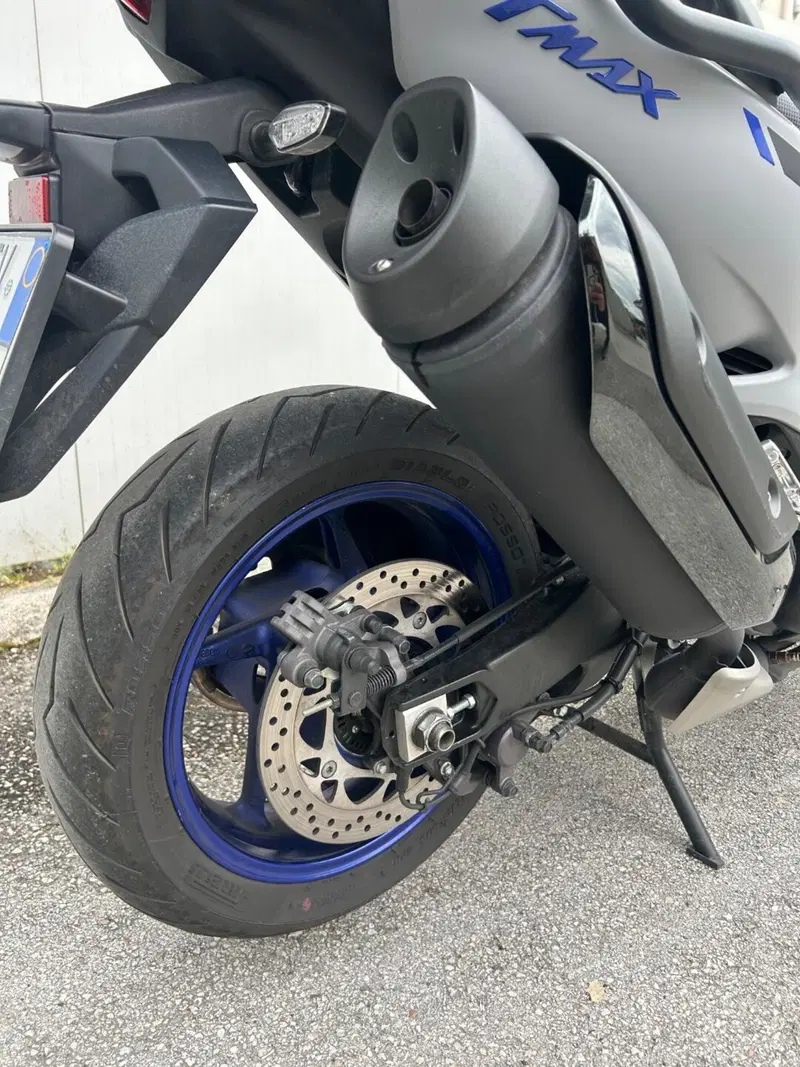 Yamaha T-Max 560 (2020 - 21) (10)