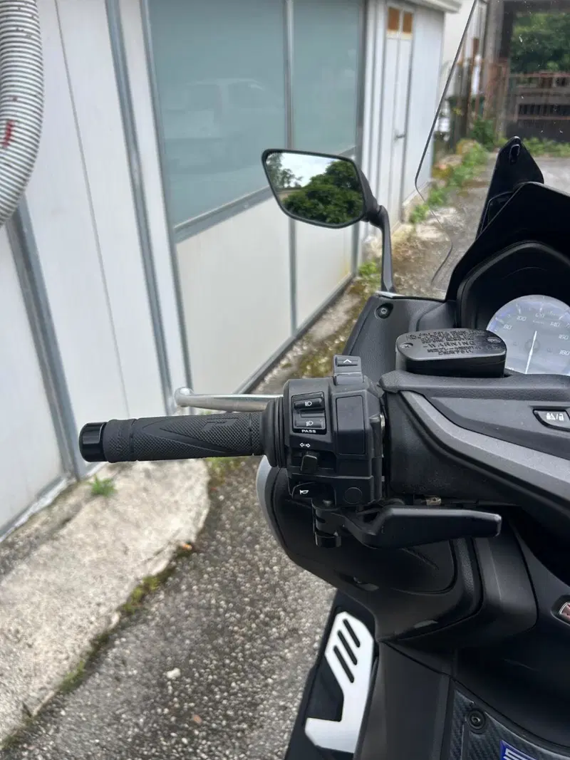 Yamaha T-Max 560 (2020 - 21) (14)