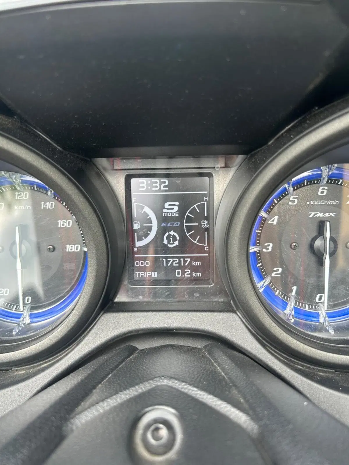 Yamaha T-Max 560 (2020 - 21) (15)