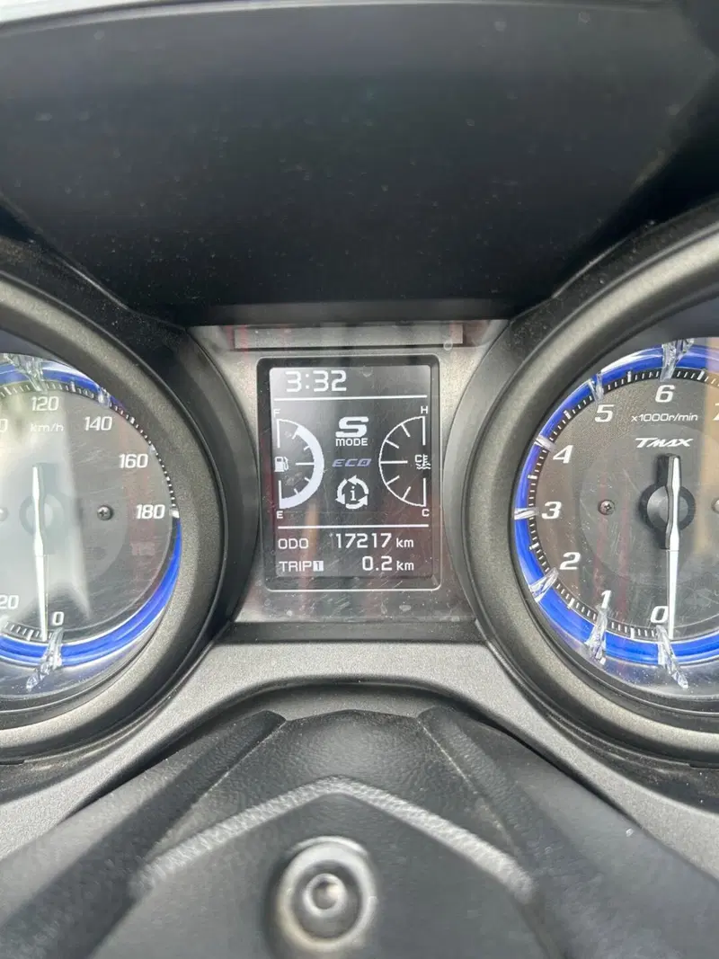 Yamaha T-Max 560 (2020 - 21) (15)