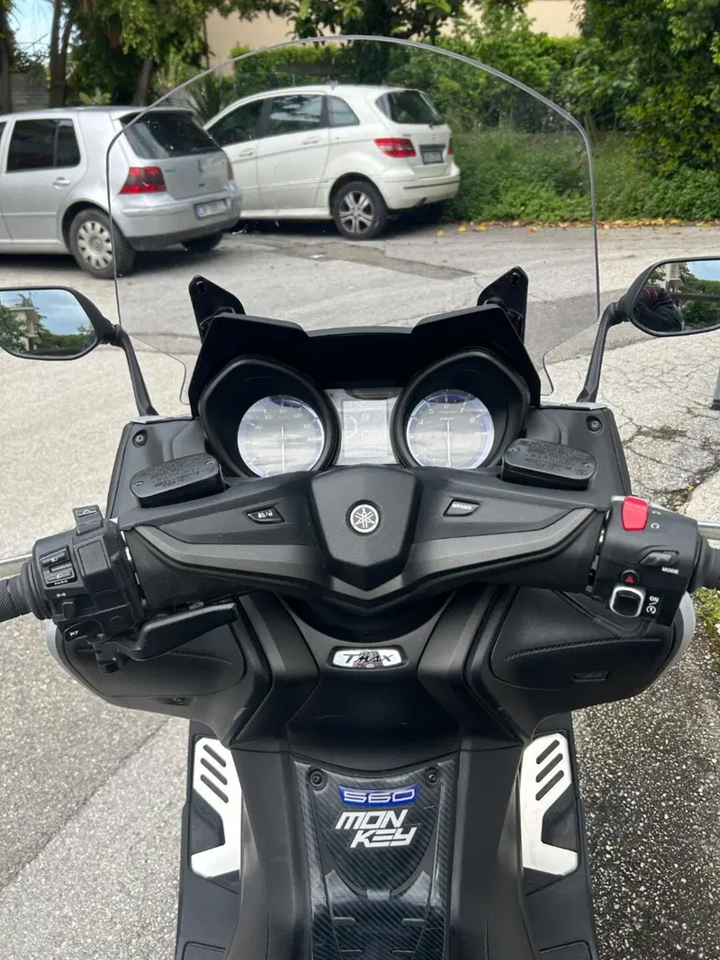 Yamaha T-Max 560 (2020 - 21) (16)