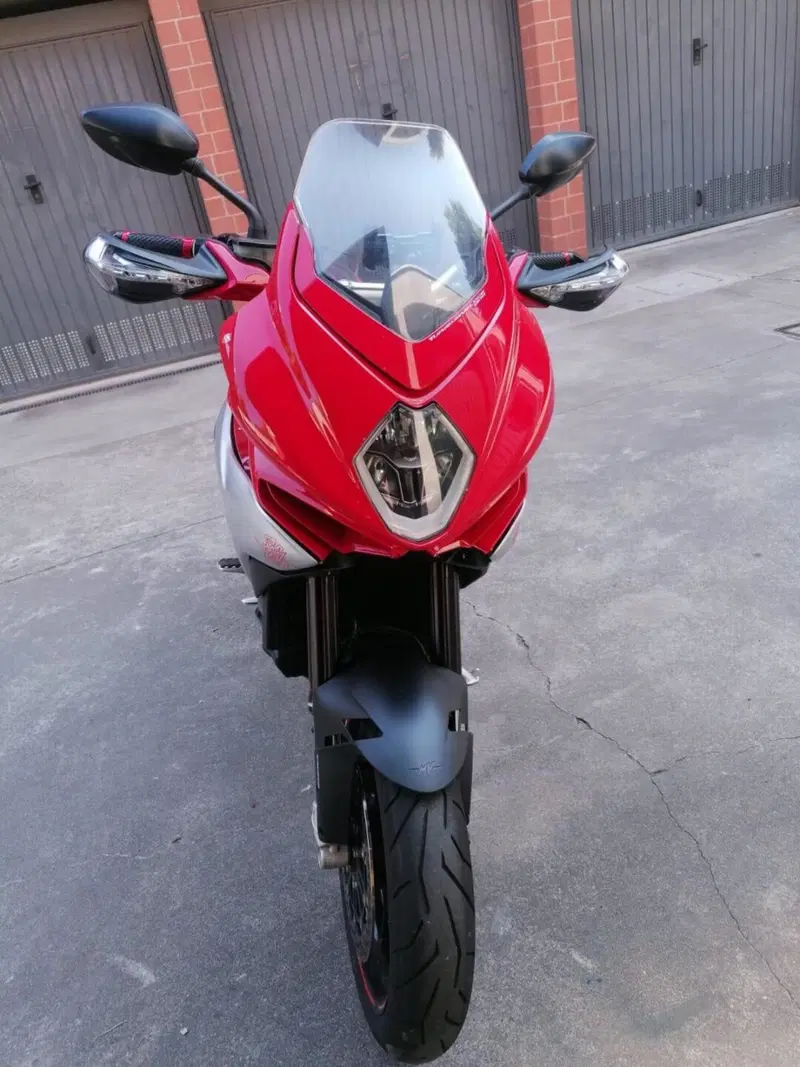 MV Agusta Turismo Veloce 800 (2014 - 16) (7)