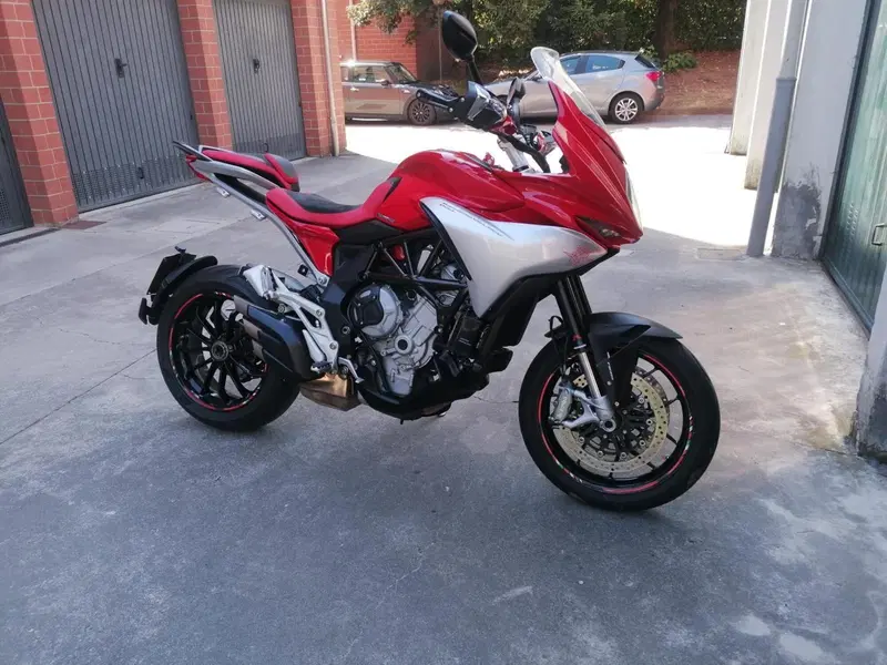 MV Agusta Turismo Veloce 800 (2014 - 16) (12)