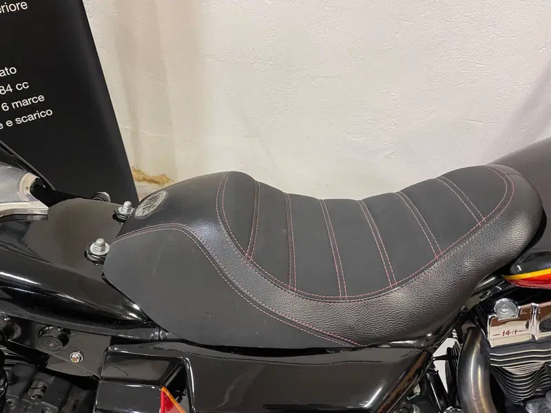 Harley-Davidson 1584 Street Glide (2008 - 10) - FLHX (9)