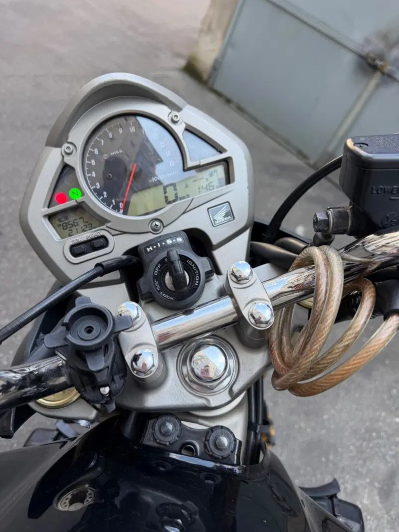 Honda Hornet 600 (2007 - 10) (4)