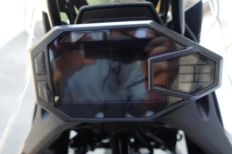 Kawasaki KLE 500 (2026) (4)