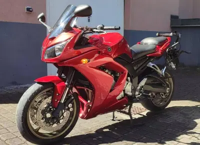 Yamaha FZ1 Fazer (2006 - 16) usata