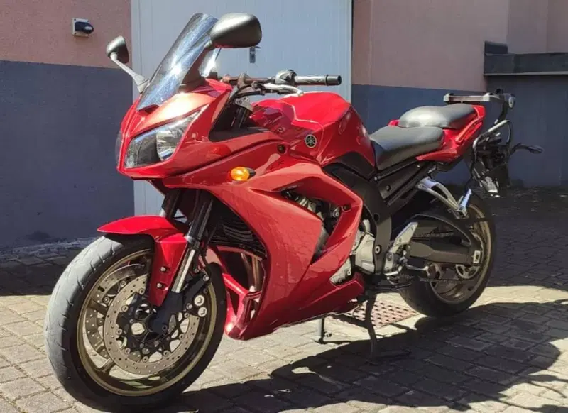 Yamaha FZ1 Fazer (2006 - 16)