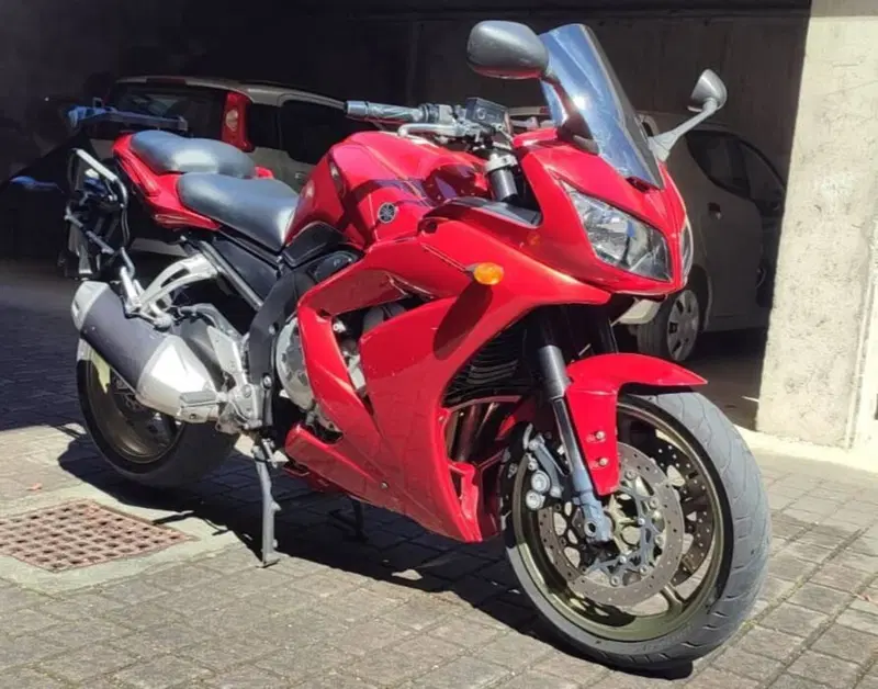 Yamaha FZ1 Fazer (2006 - 16) (3)
