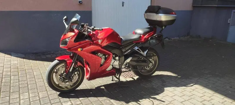 Yamaha FZ1 Fazer (2006 - 16) (8)