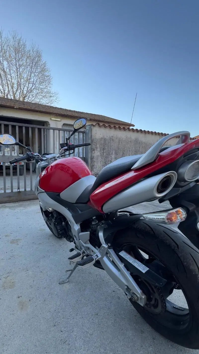 Suzuki GSR 600 (2006 - 11) (5)