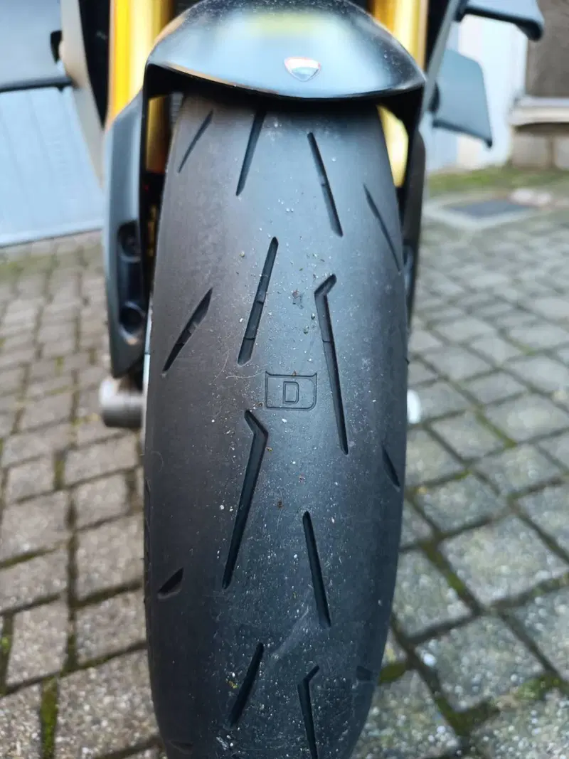 Ducati Streetfighter V4 1100 S (2021 - 22) (4)