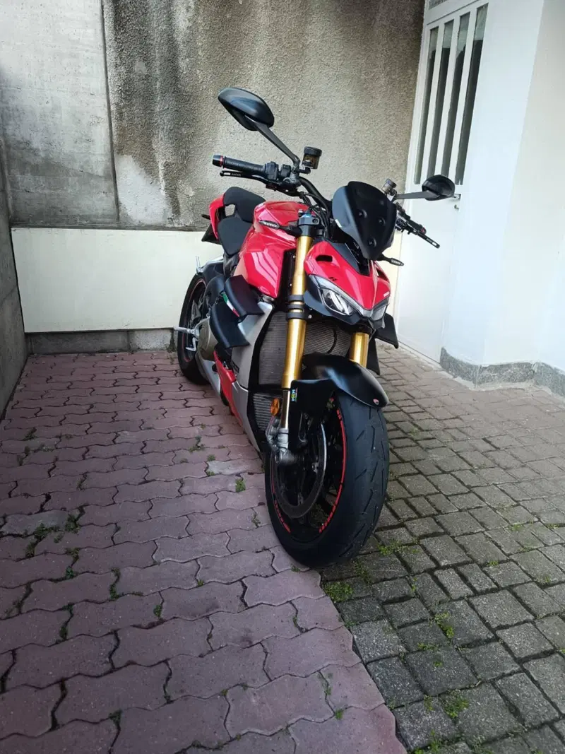 Ducati Streetfighter V4 1100 S (2021 - 22) (5)