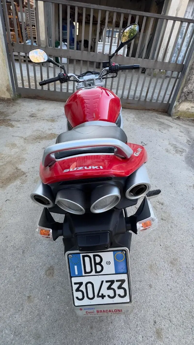 Suzuki GSR 600 (2006 - 11) (6)