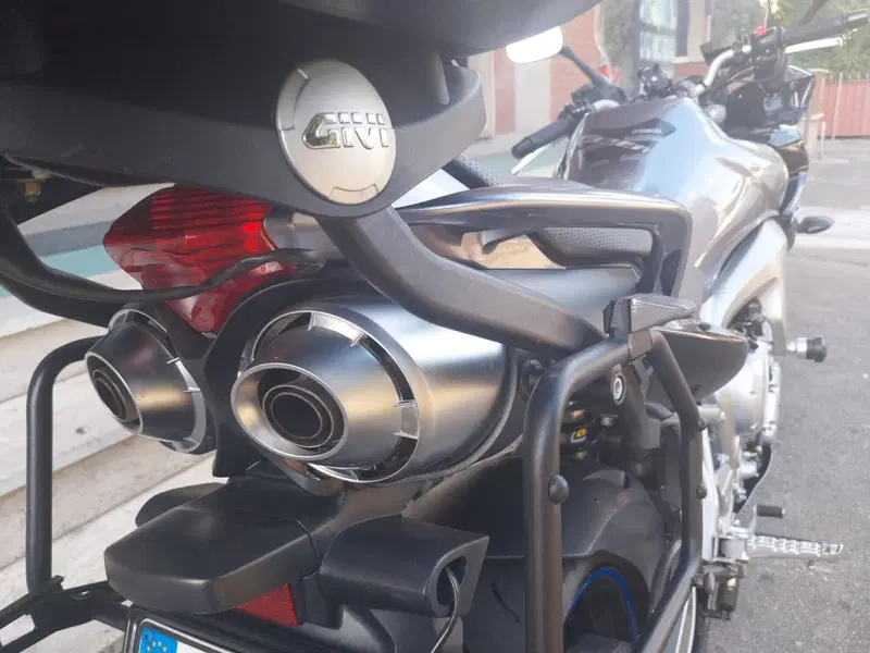 Yamaha FZ6 Fazer (2004 - 07) (2)