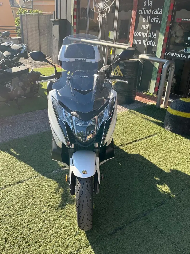 Honda Integra 750 DCT (2018 - 20) (6)