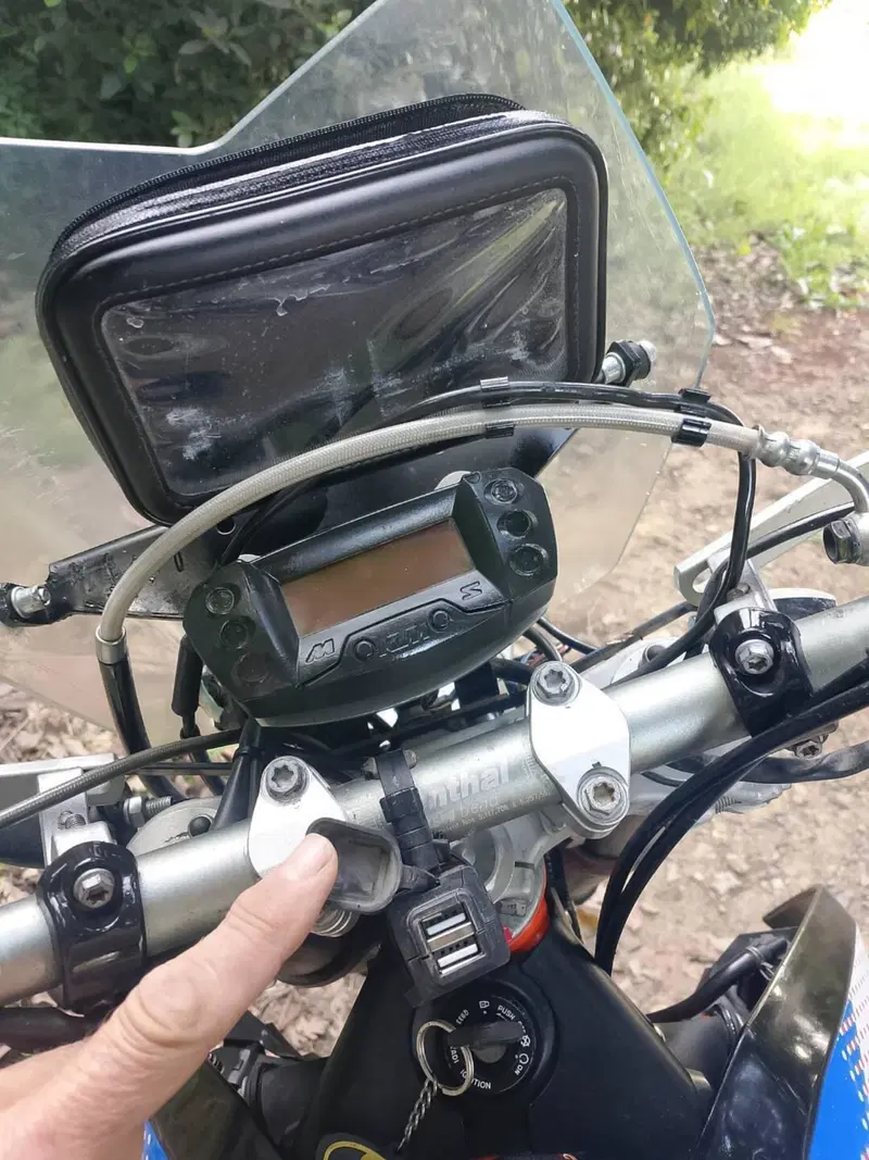 KTM 690 Enduro R (2009 - 11) (3)
