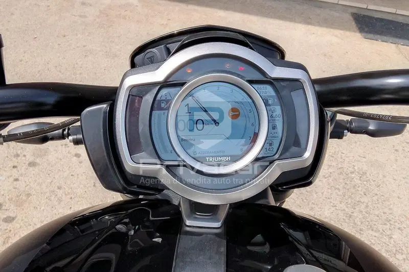 Triumph Rocket 3 R (2021 - 24) (11)