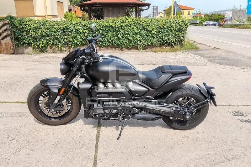 Triumph Rocket 3 R (2021 - 24) (8)