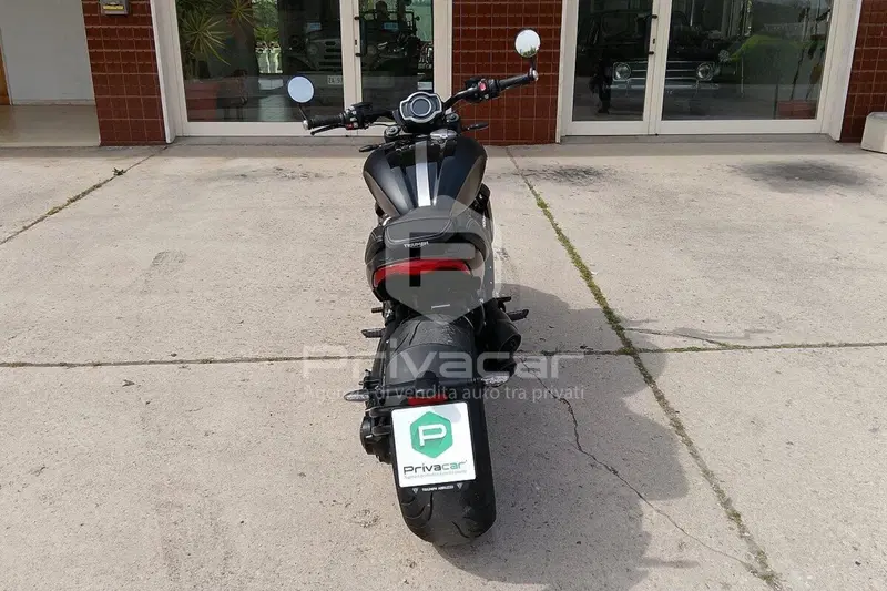 Triumph Rocket 3 R (2021 - 24) (6)