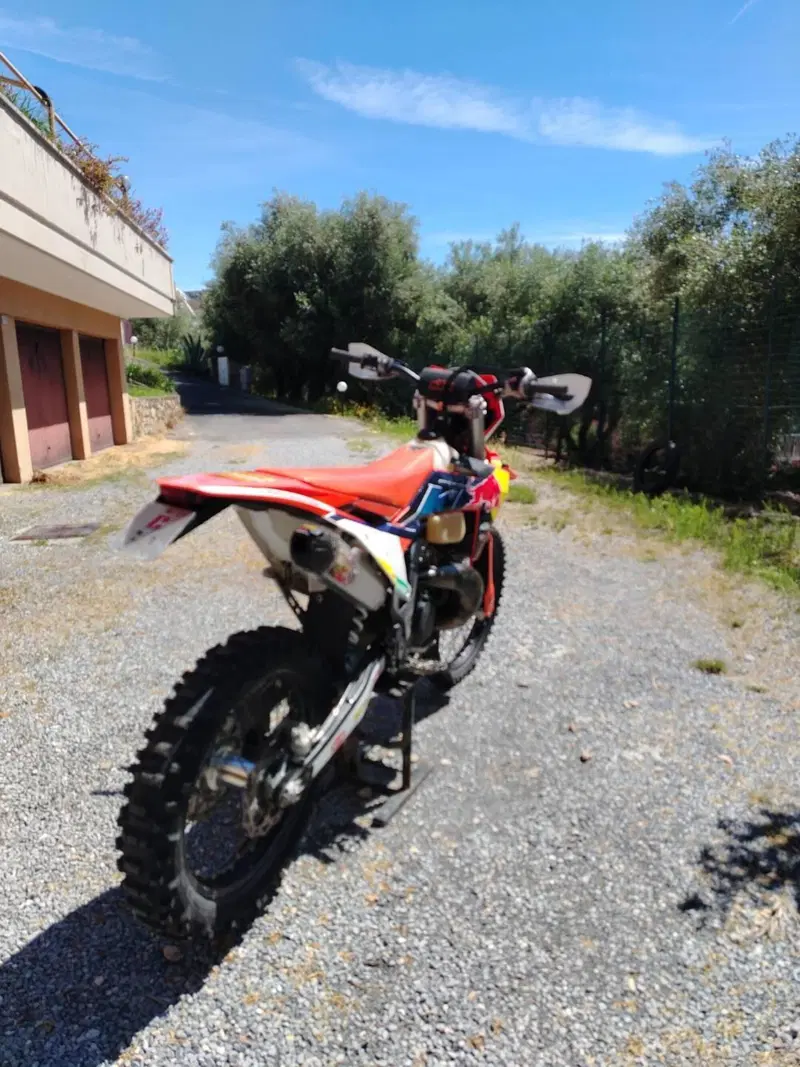 KTM 300 EXC TBI (2024) (8)