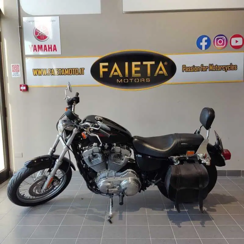 Harley-Davidson 883 R (2002 - 03) - XL 883R