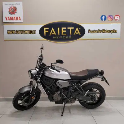 Yamaha XSR 700 ABS (2016 - 20) usata