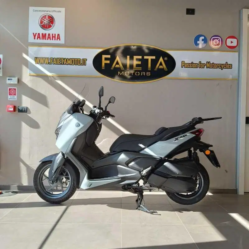 Yamaha X-Max 300 Tech Max+ (2025 - 26)