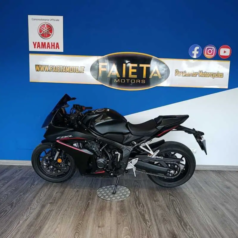 Honda CBR 650 R E-Clutch (2024 - 26)