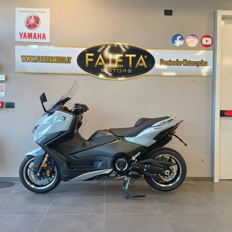 Yamaha T-Max 560 Tech Max (2025 - 26)