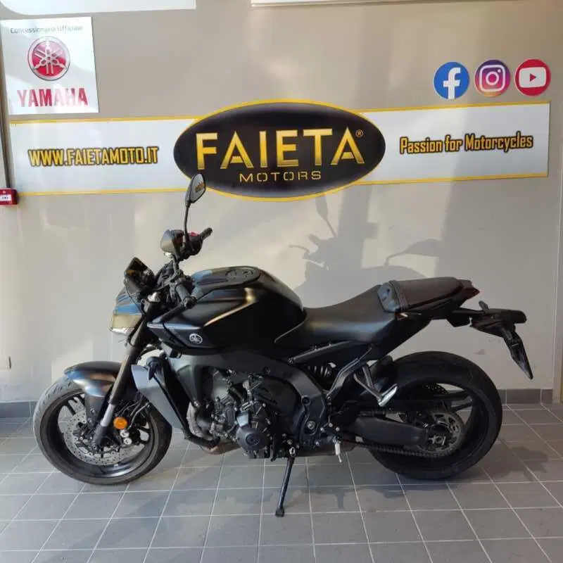 Yamaha MT-09 Y-AMT (2024 - 26)