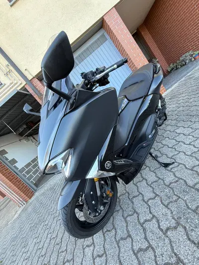 Yamaha T-Max 530 (2017 - 19) usata