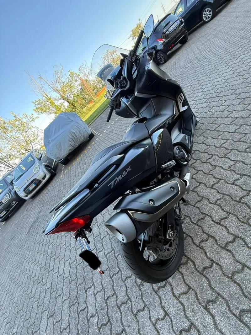 Yamaha T-Max 530 (2017 - 19) (5)