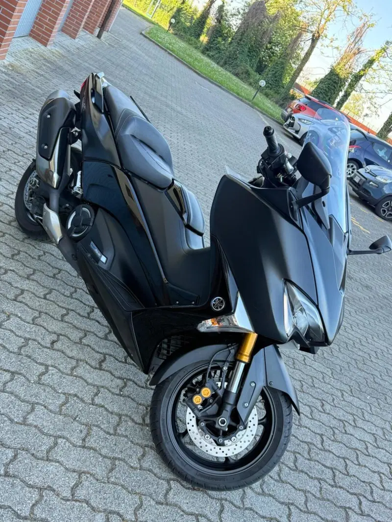 Yamaha T-Max 530 (2017 - 19) (6)