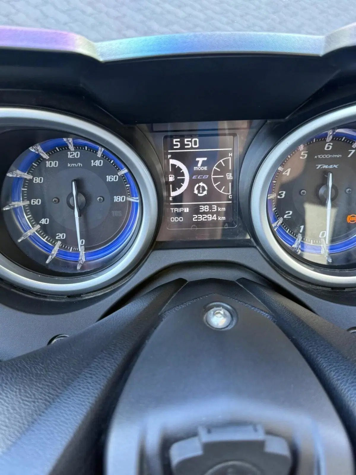 Yamaha T-Max 530 (2017 - 19) (8)
