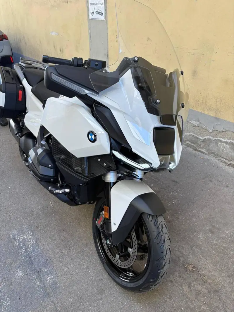 Bmw R 1300 RT (2026) (6)