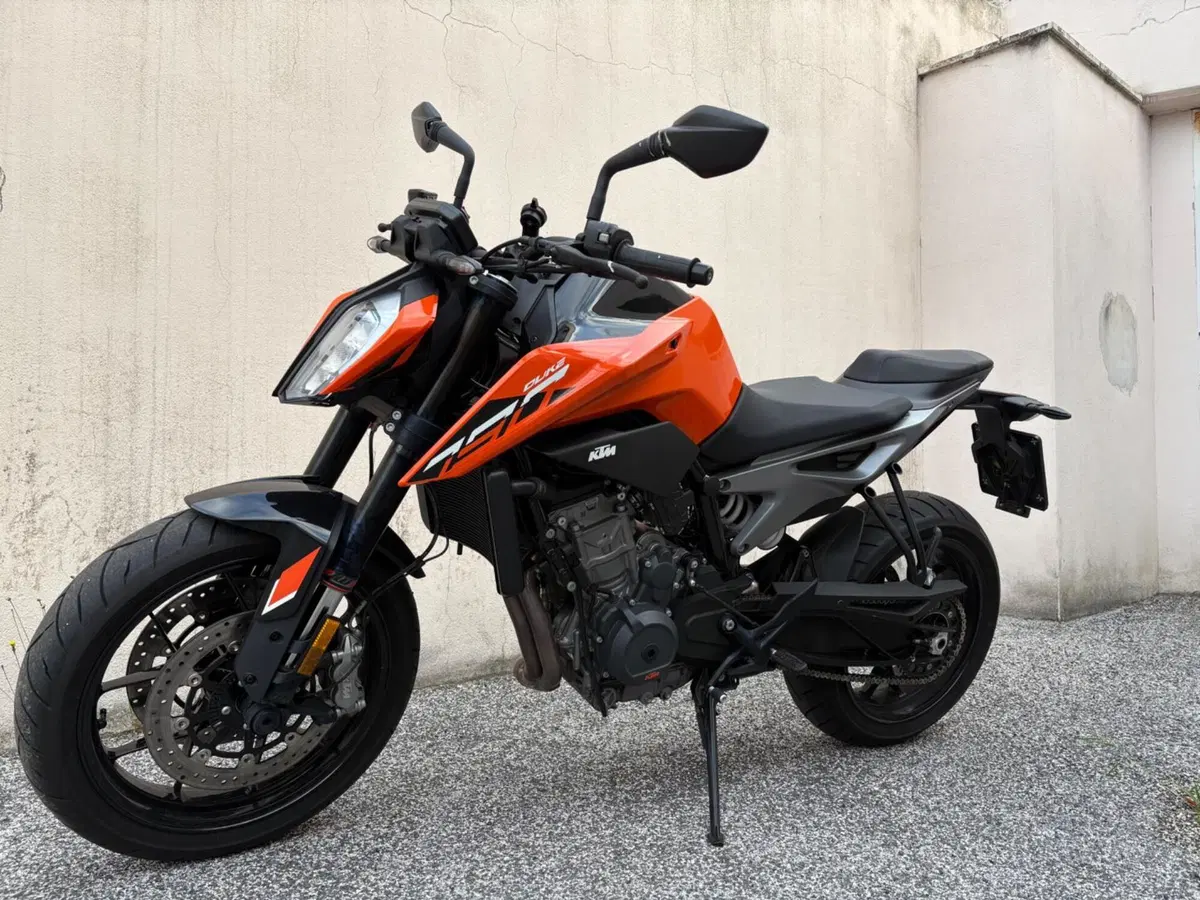 KTM 790 Duke L (2023 - 24) (2)