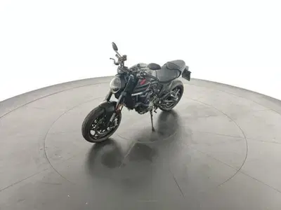 Ducati Monster 937 (2021 - 25) usata