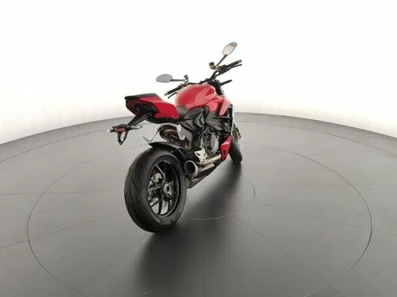 Ducati Streetfighter V2 (2022 - 24) (7)