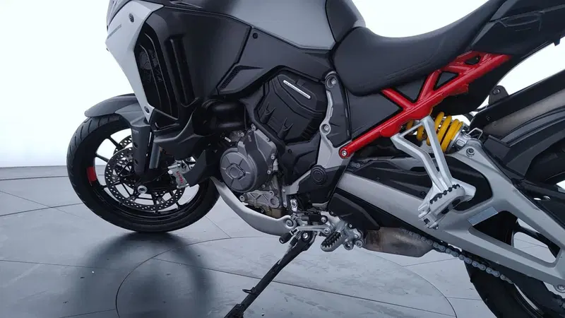 Ducati Multistrada V4 S Grand Tour (2024) (10)